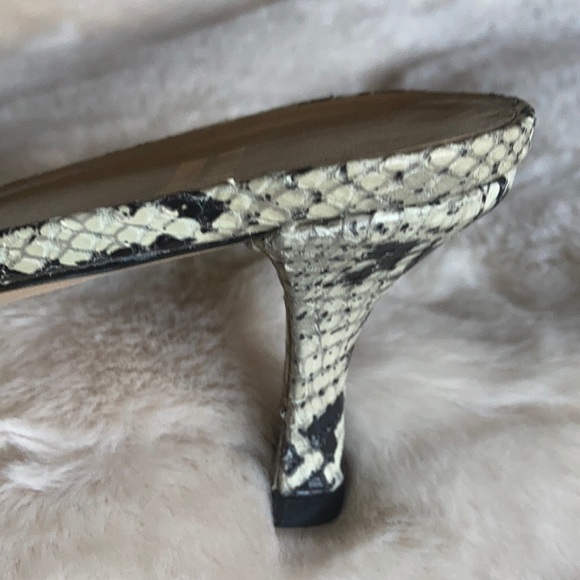 Stuart Weitzman python kitten heels size 10M - Picture 3 of 6